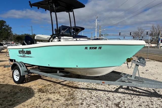 2022 Key Largo 1800 Center Console