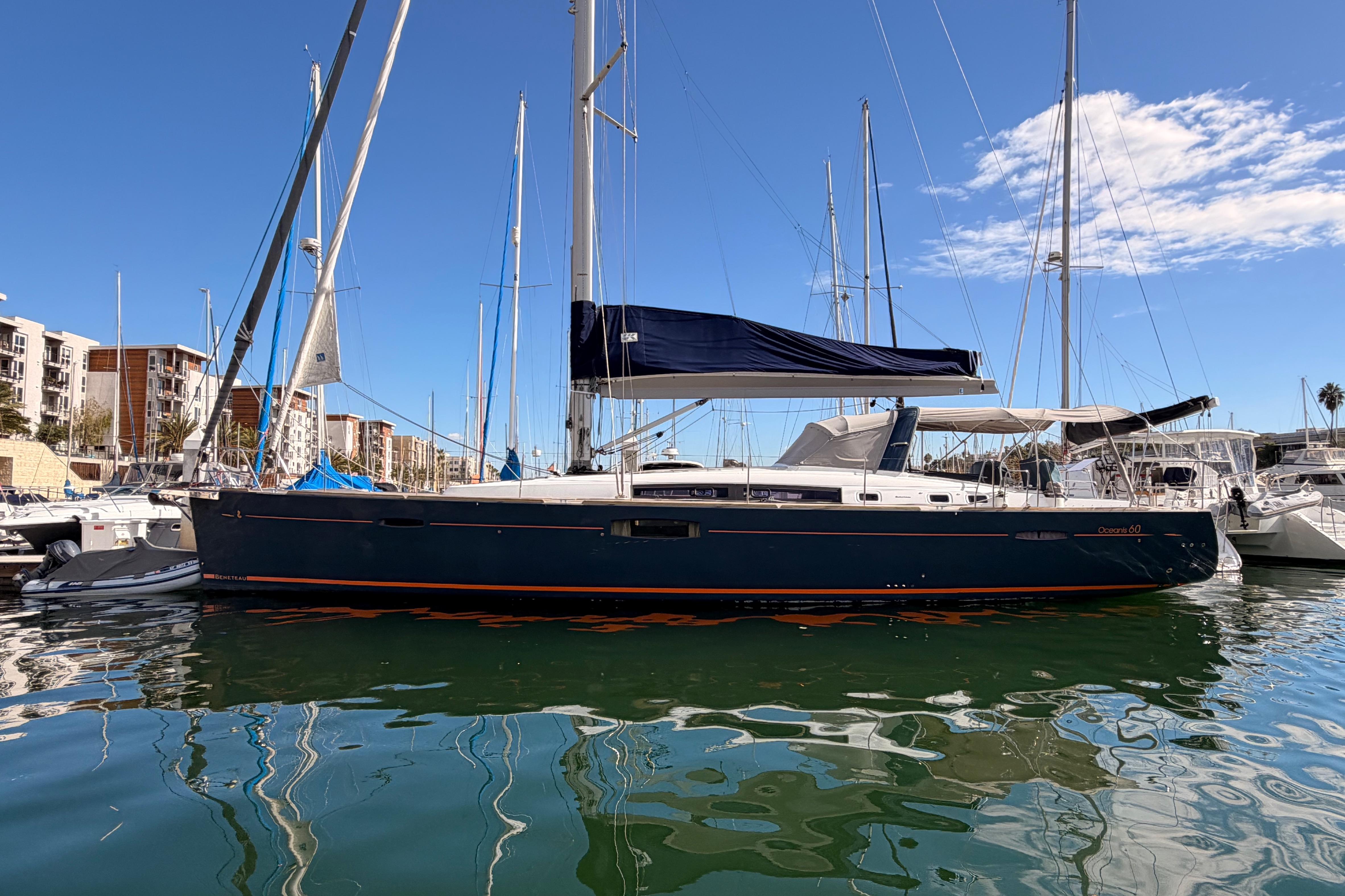 2015 Beneteau Oceanis Yacht 60