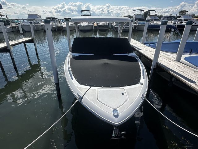 2023 Regal 2800 Bowrider - 4
