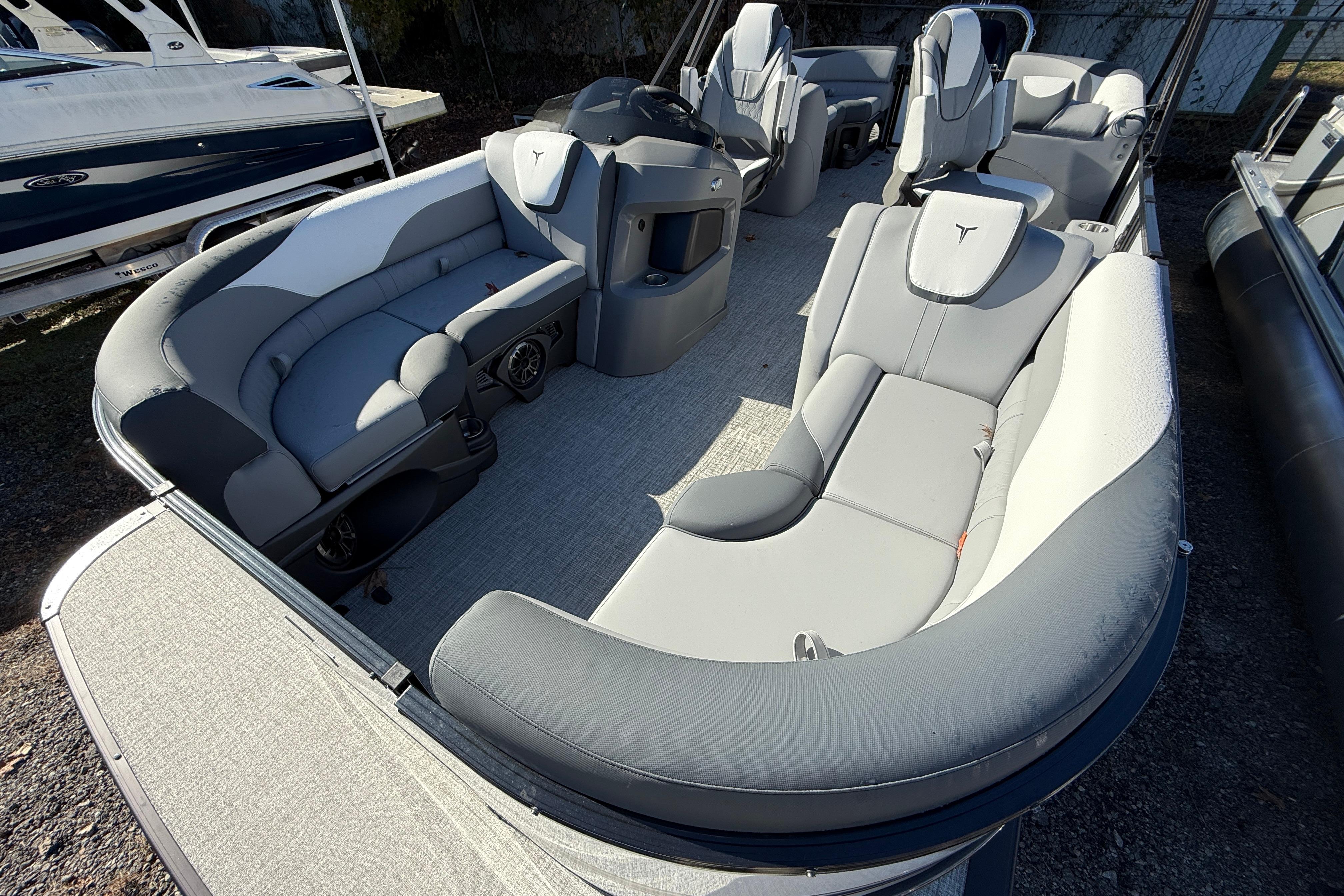 2026 Tahoe Pontoon LTZ Quad Lounger with spacious seating and modern design.