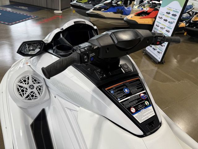 2026 Yamaha WaveRunner FX Cruiser SVHO - 9