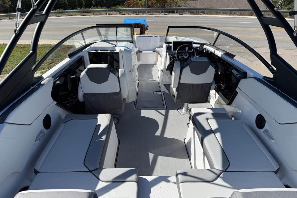 2026 Yamaha Boats AR250 interior with modern seating and sleek design.