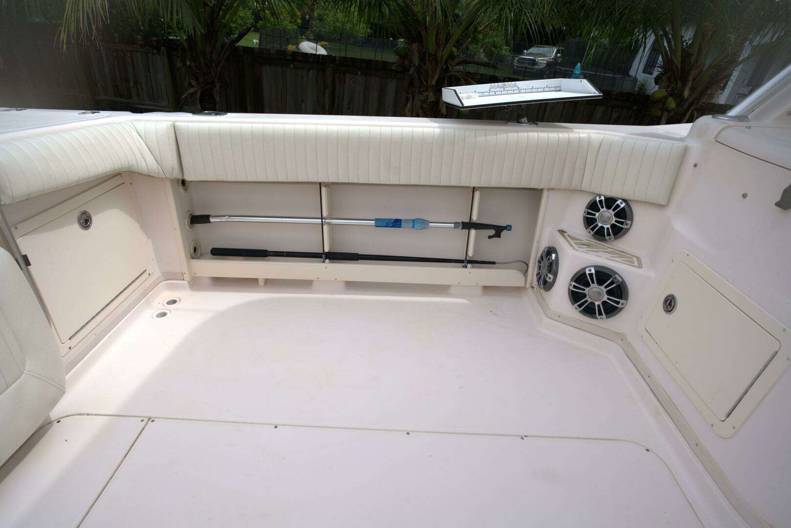 2007 Grady-White Express 330 - Image 5