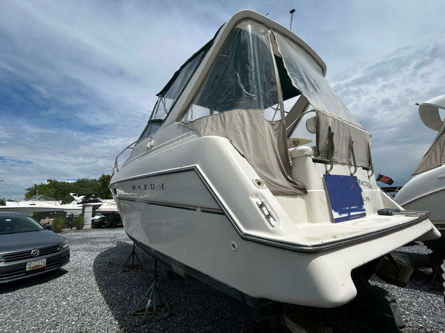 1998 Maxum 2800 SCR - Image 24