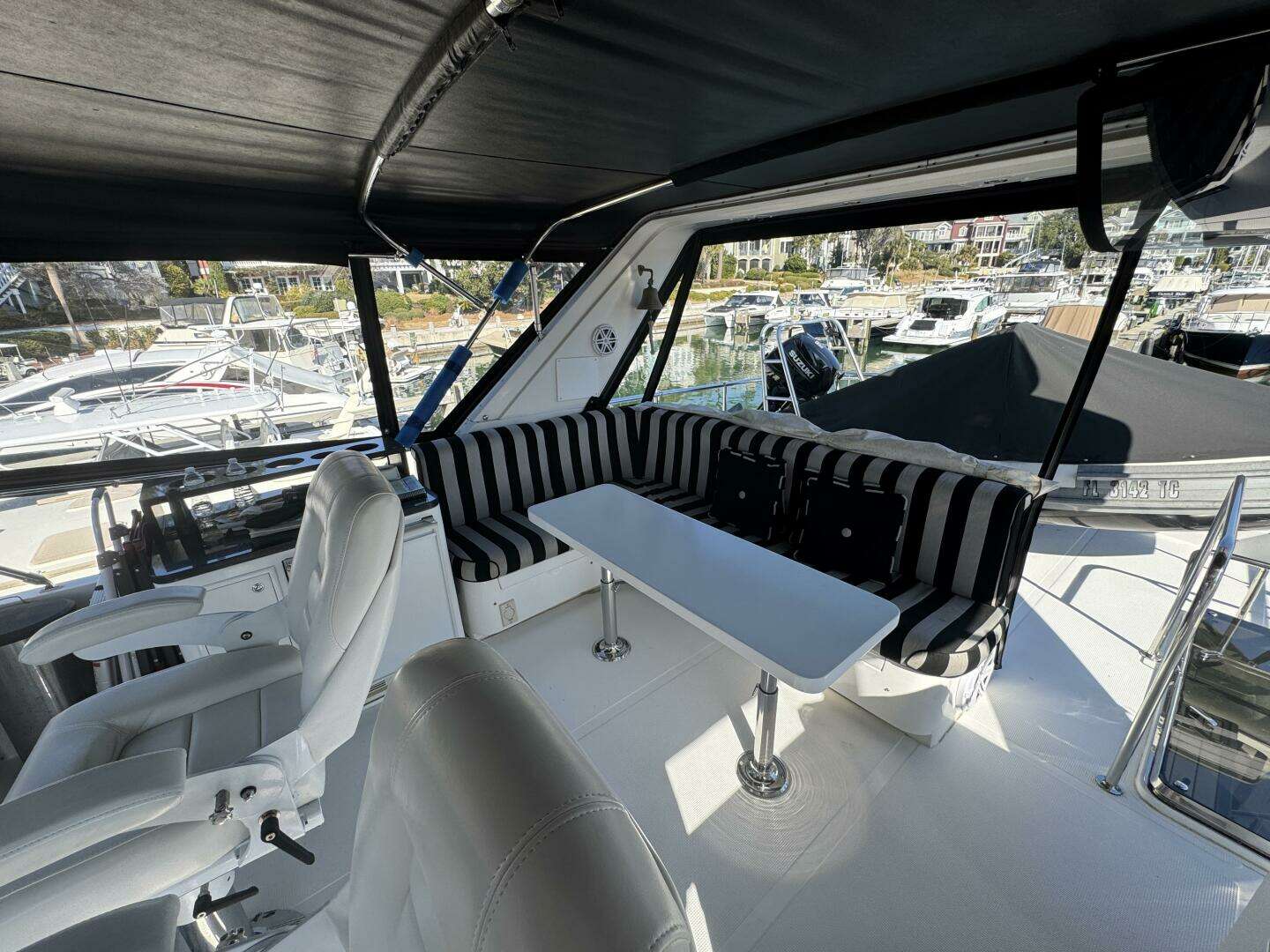 2004 Altima 55 Pilothouse - Image 18