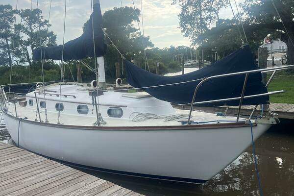 1981 Cape Dory