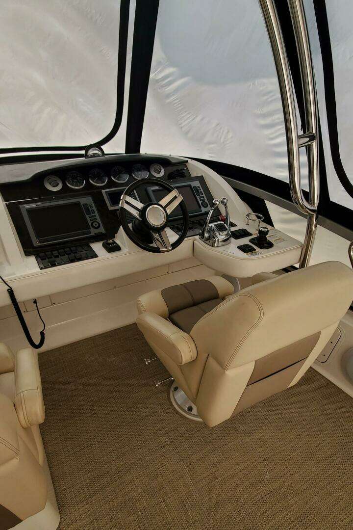 2012 Sea Ray 450 Sedan Bridge - Image 26