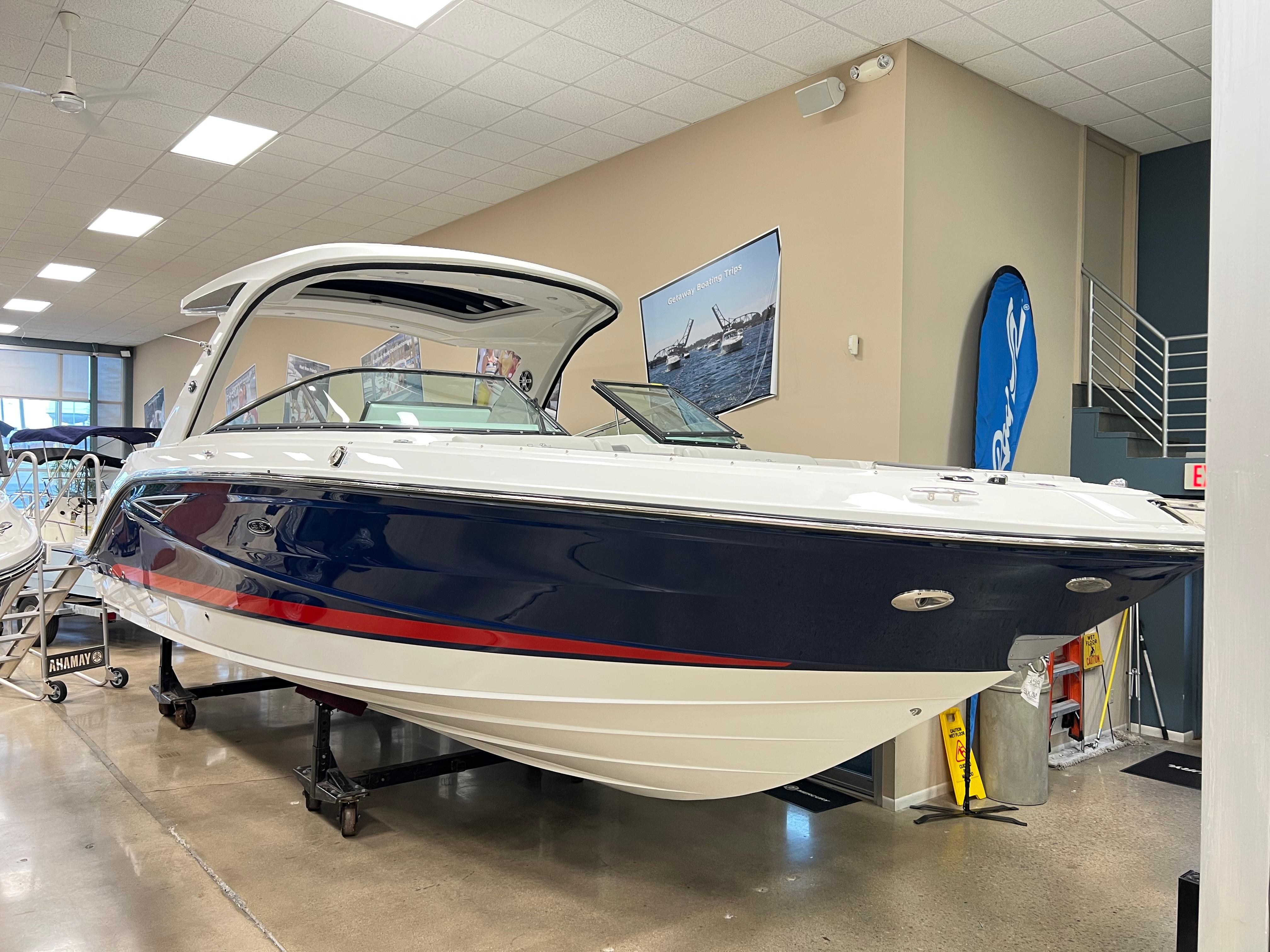 2025 Sea Ray SLX 310