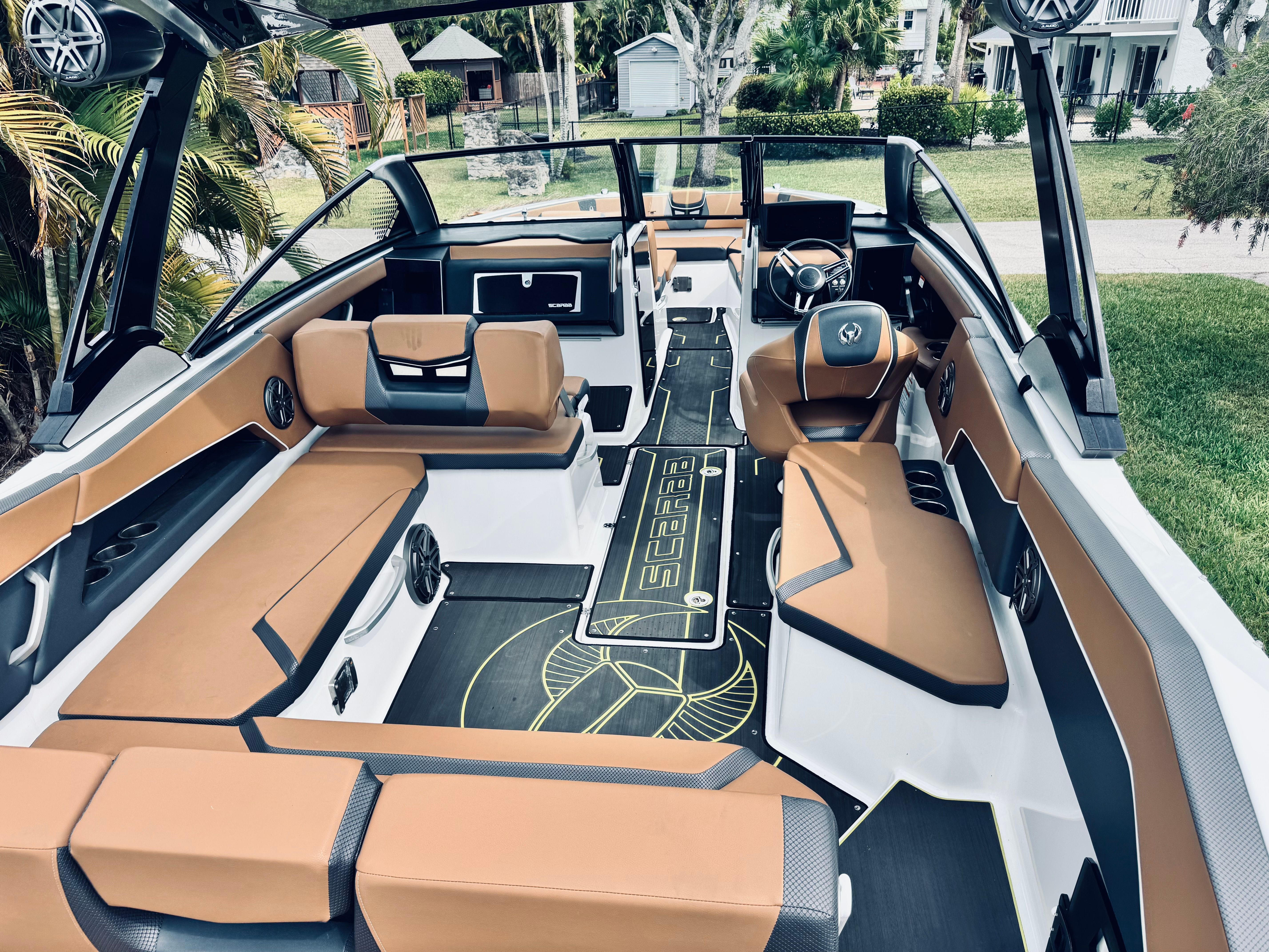 2024 Scarab 285 ID factory Tour boat - 14