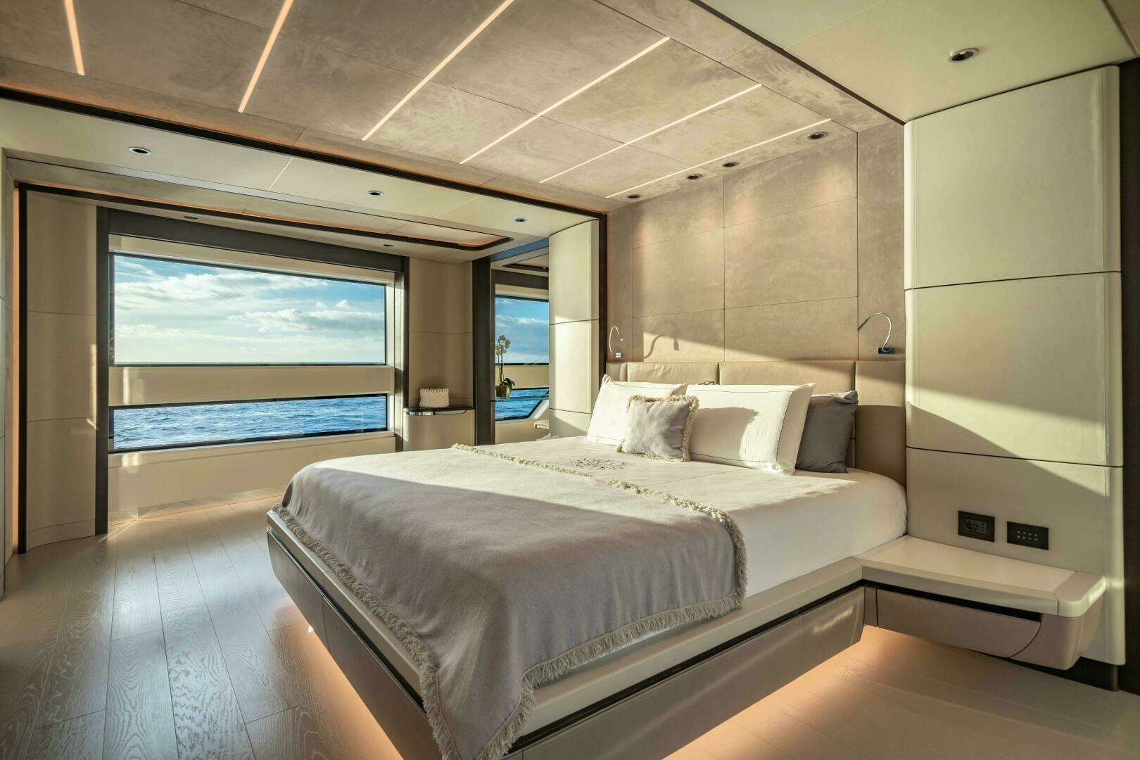 2028 Ocean King DUCALE 120 - Image 29
