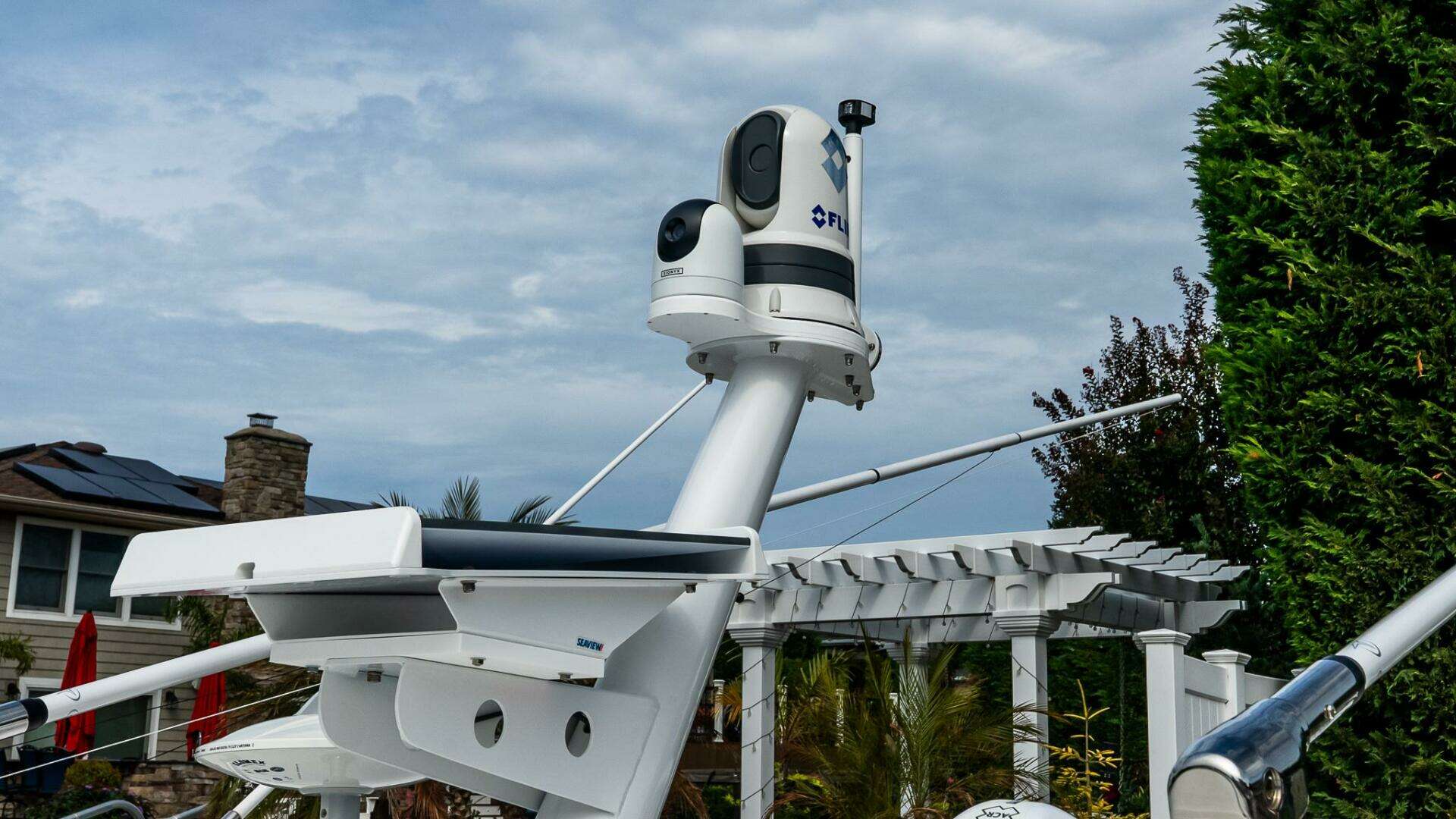 2024 Boston Whaler 405 Conquest - Image 63