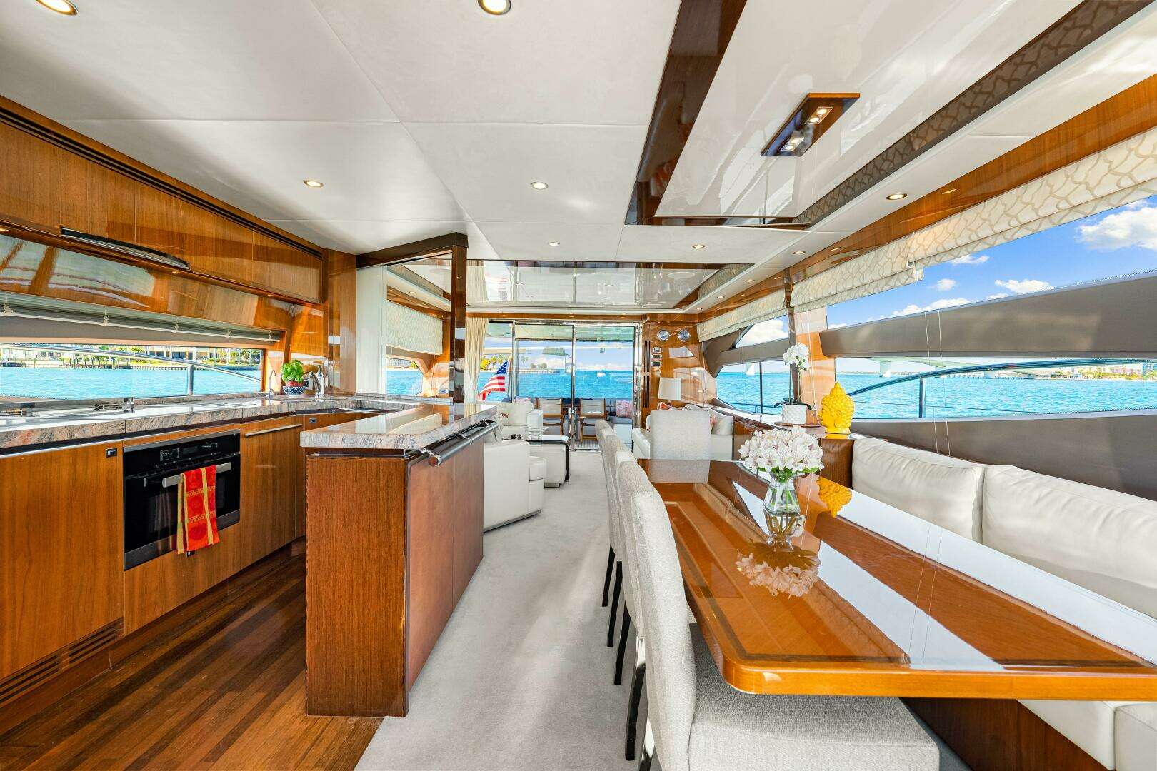 2014 Princess Y72 - Image 126