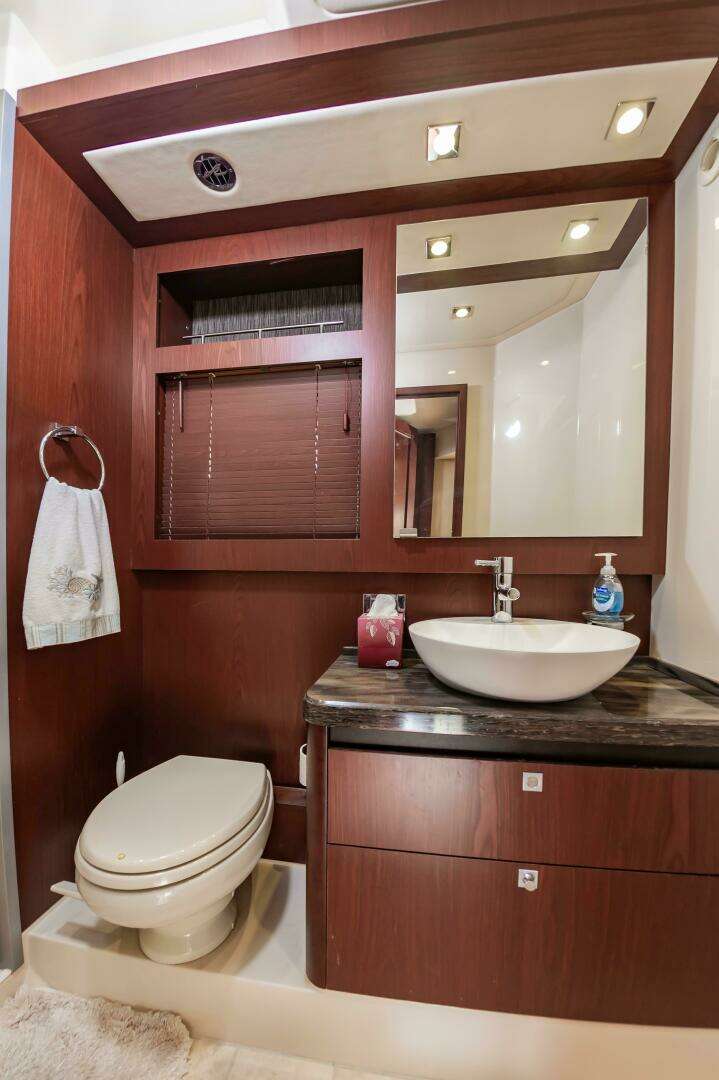 2015 Sea Ray 510 Fly - Image 42