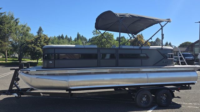 2026 Bentley Pontoons BENTLEY BOLT-223 With 150Hp Mercury Four-Stroke Mo