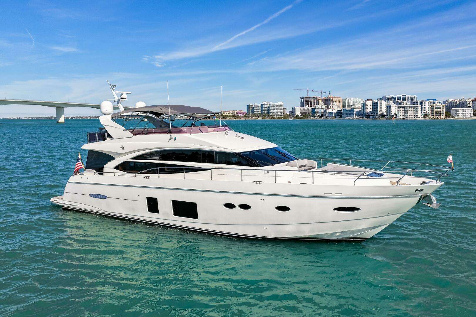2014 Princess Y72 - Image 2