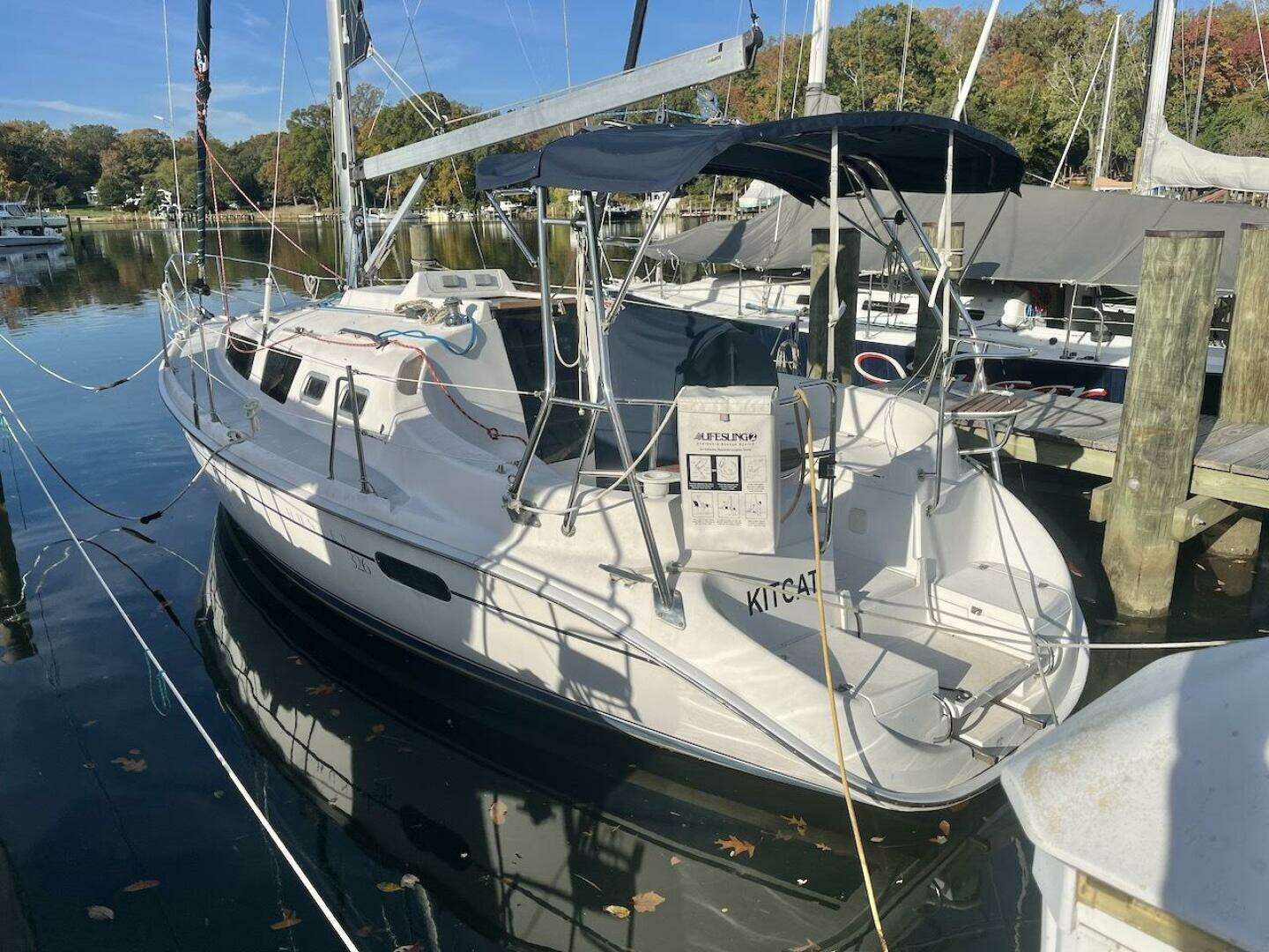 2002 Hunter 326 - Image 2