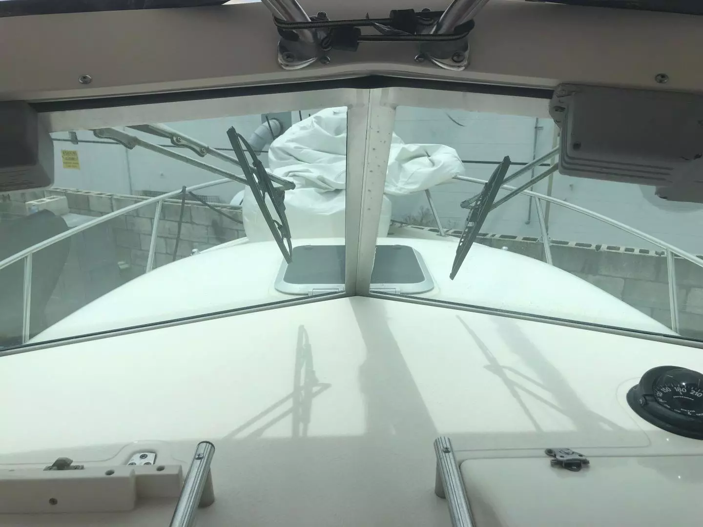 2003 Pursuit 2870 Walkaround - Image 8