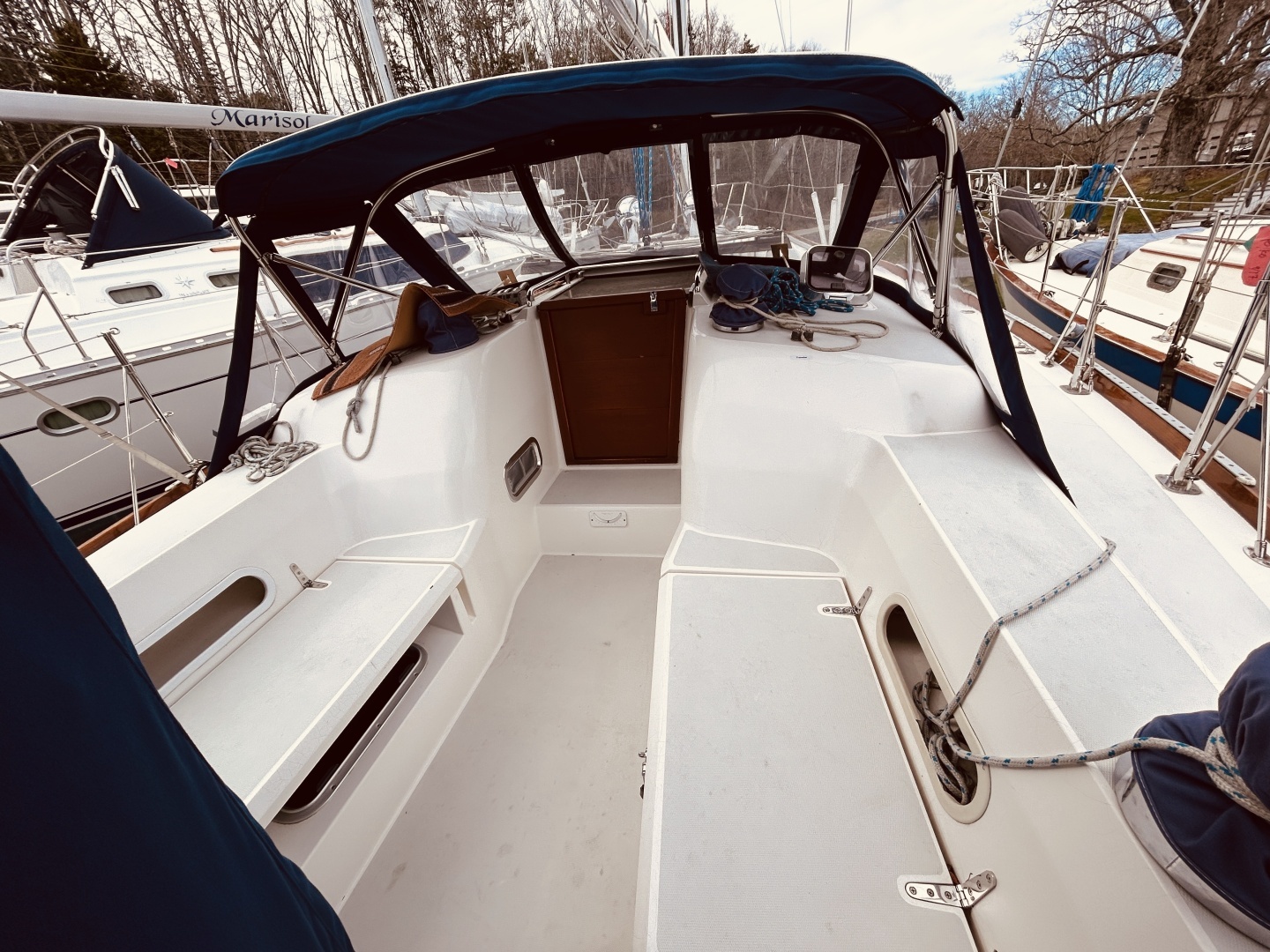 2004 Sabre 426 - Image 9