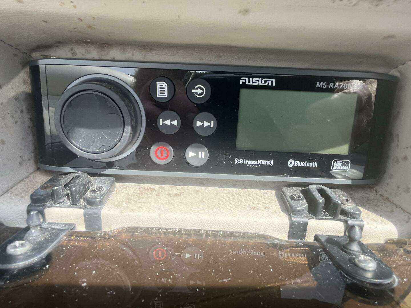 2002 Cobalt 282 - Image 32