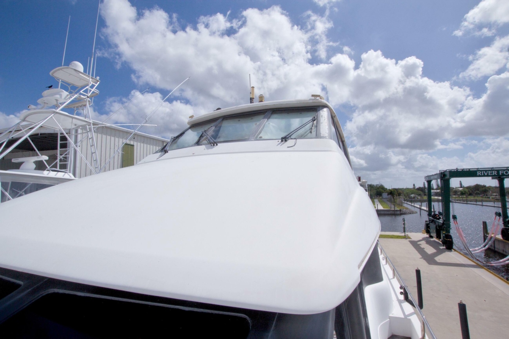 1998 Lazzara Yachts 76 Skylounge Grand Salon - Image 80