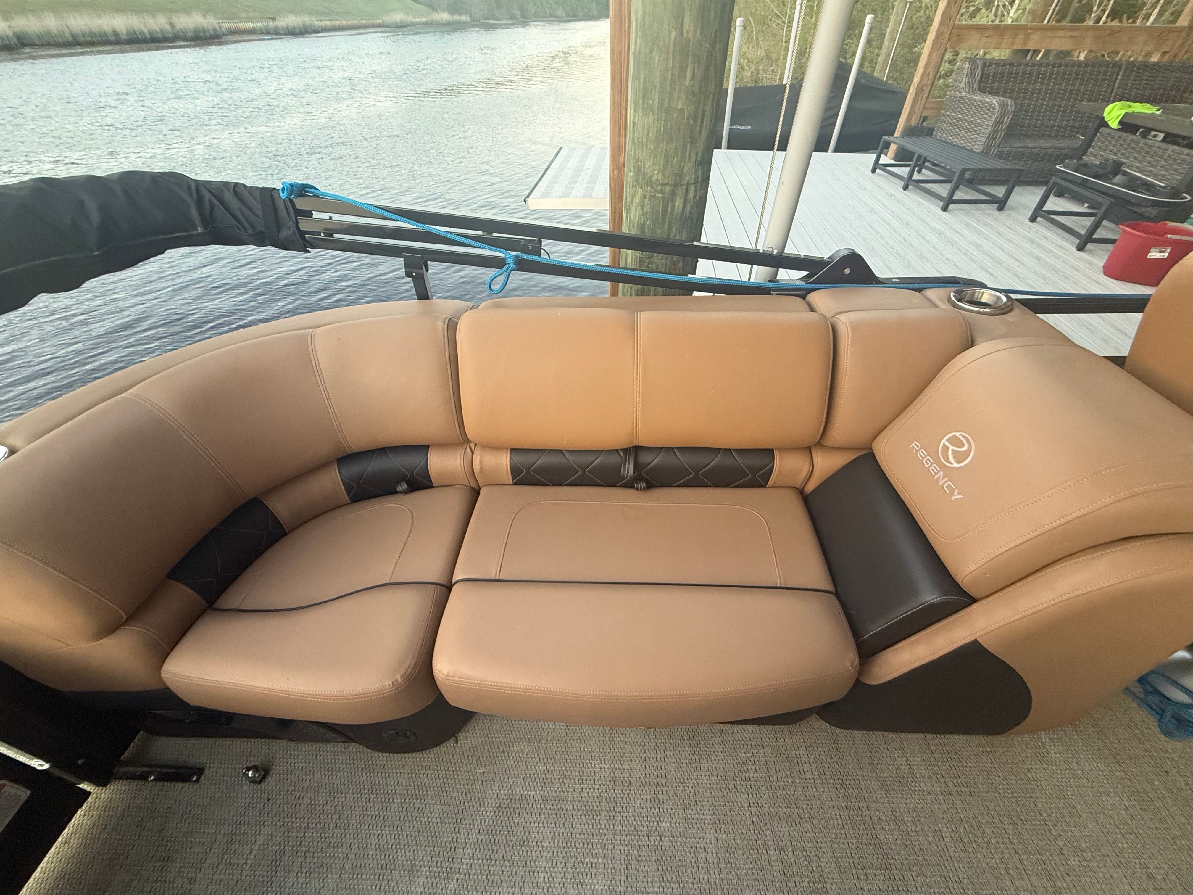 2023 Regency R250 L - 8