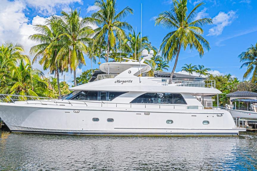 2010 Ocean Alexander 74 Motoryacht