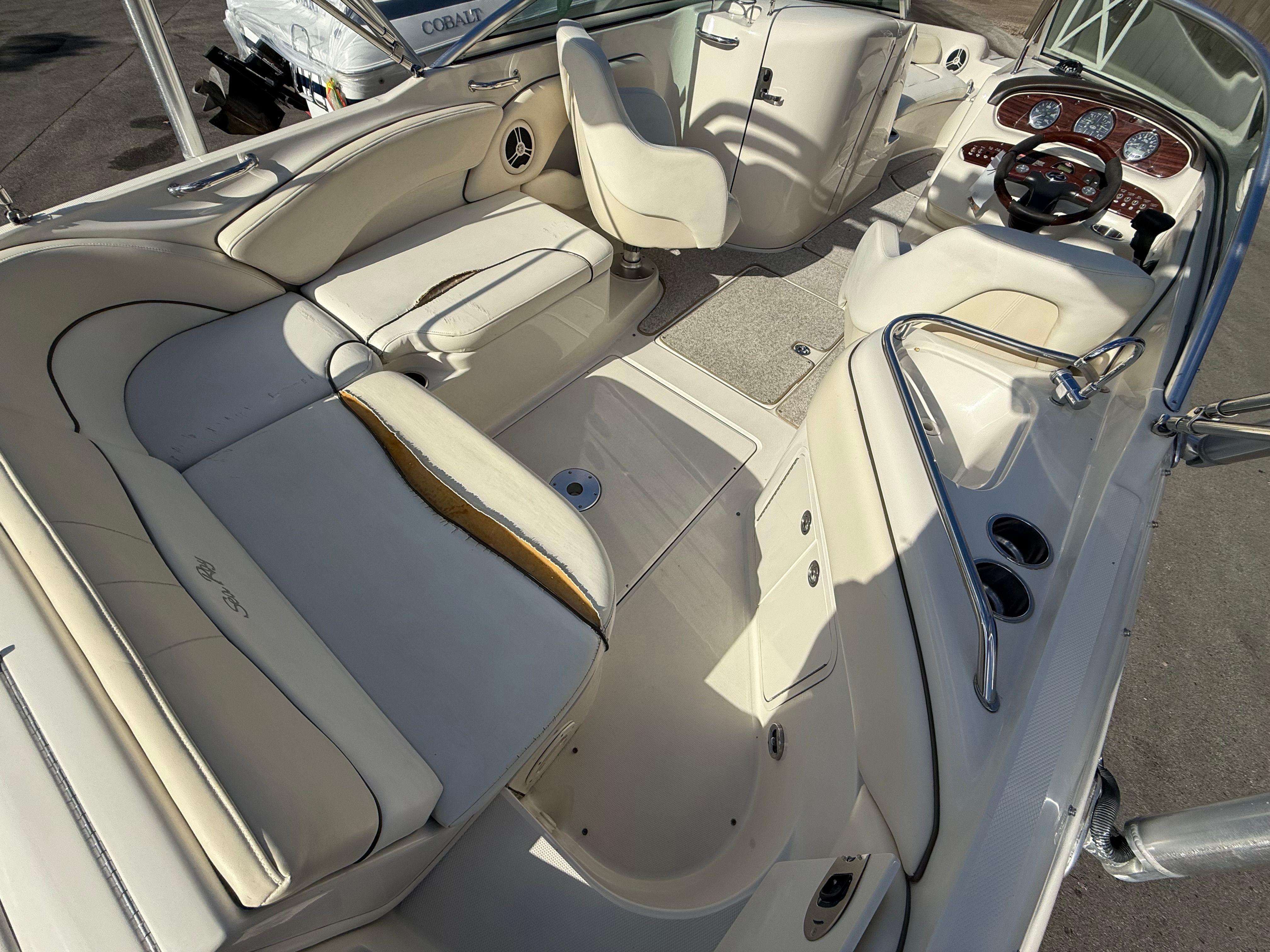 2008 Sea Ray 240 Sundeck - 4