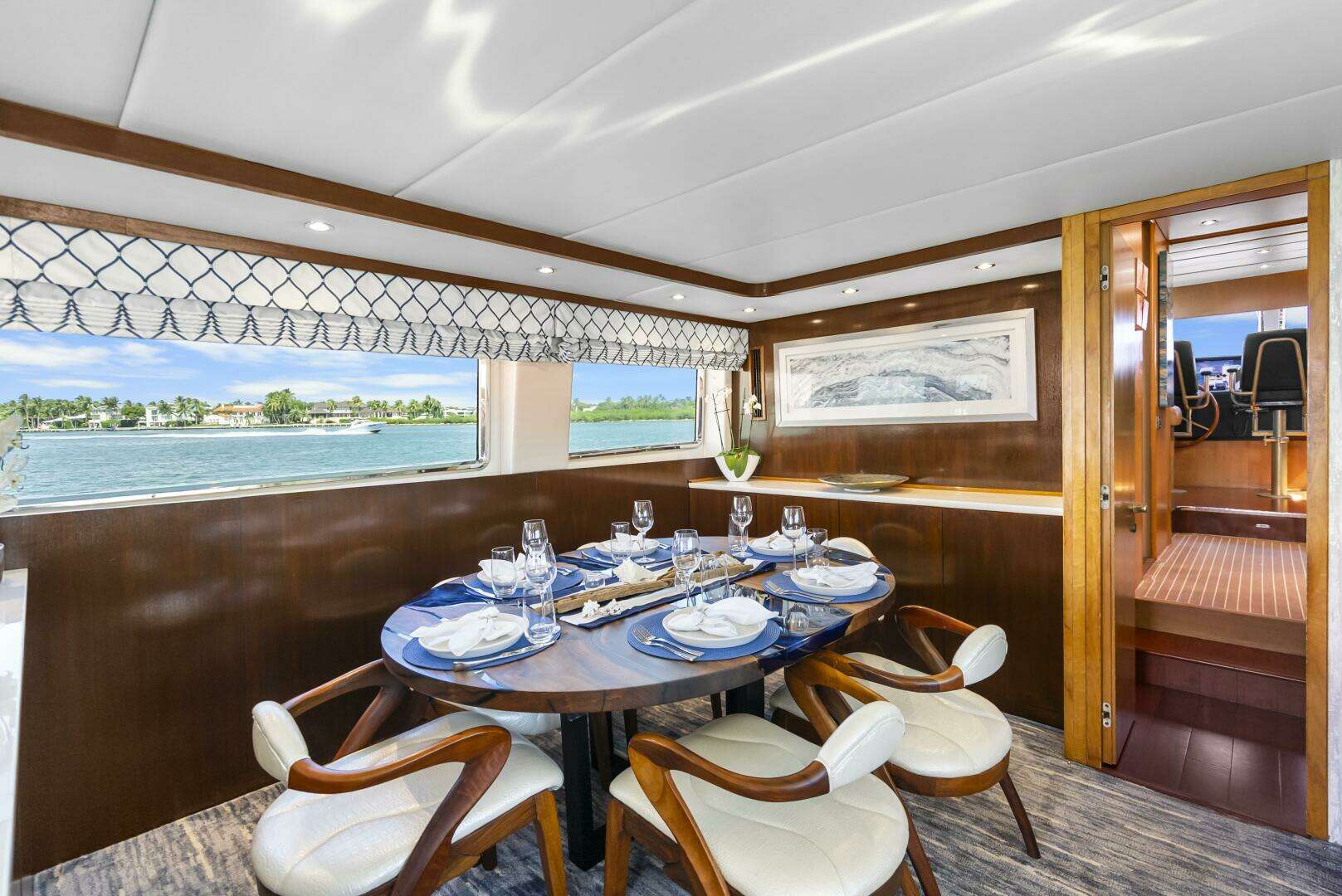 1991 Maiora Raised Pilothouse - Image 8