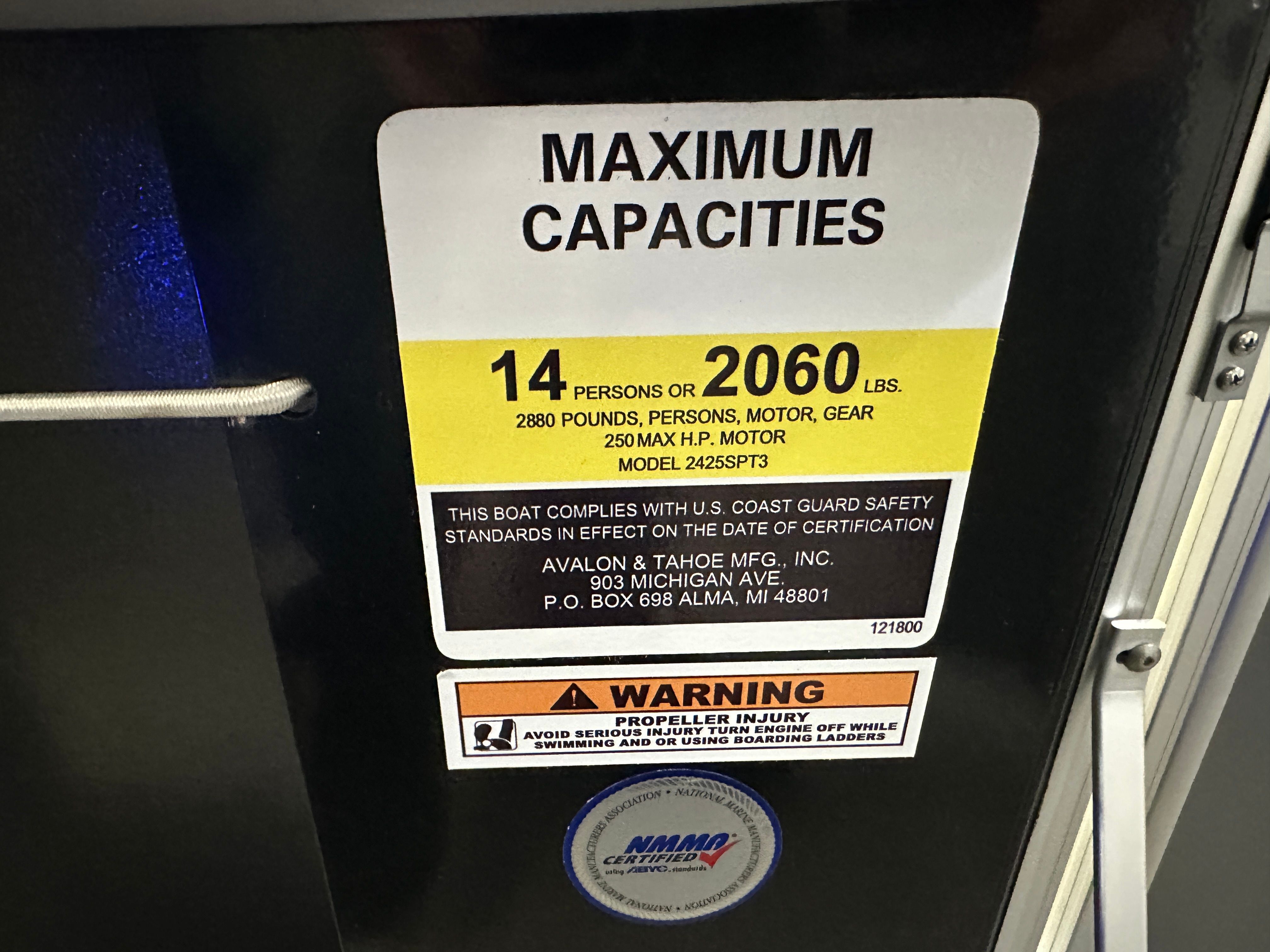 2025 Tahoe GEOfish 200HP CRF 2585 Tritoon - 37