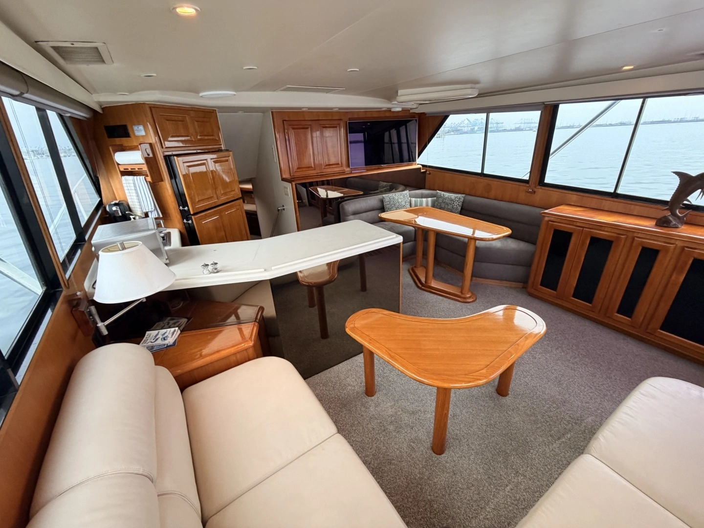 1994 Viking 50 Convertible - Image 4