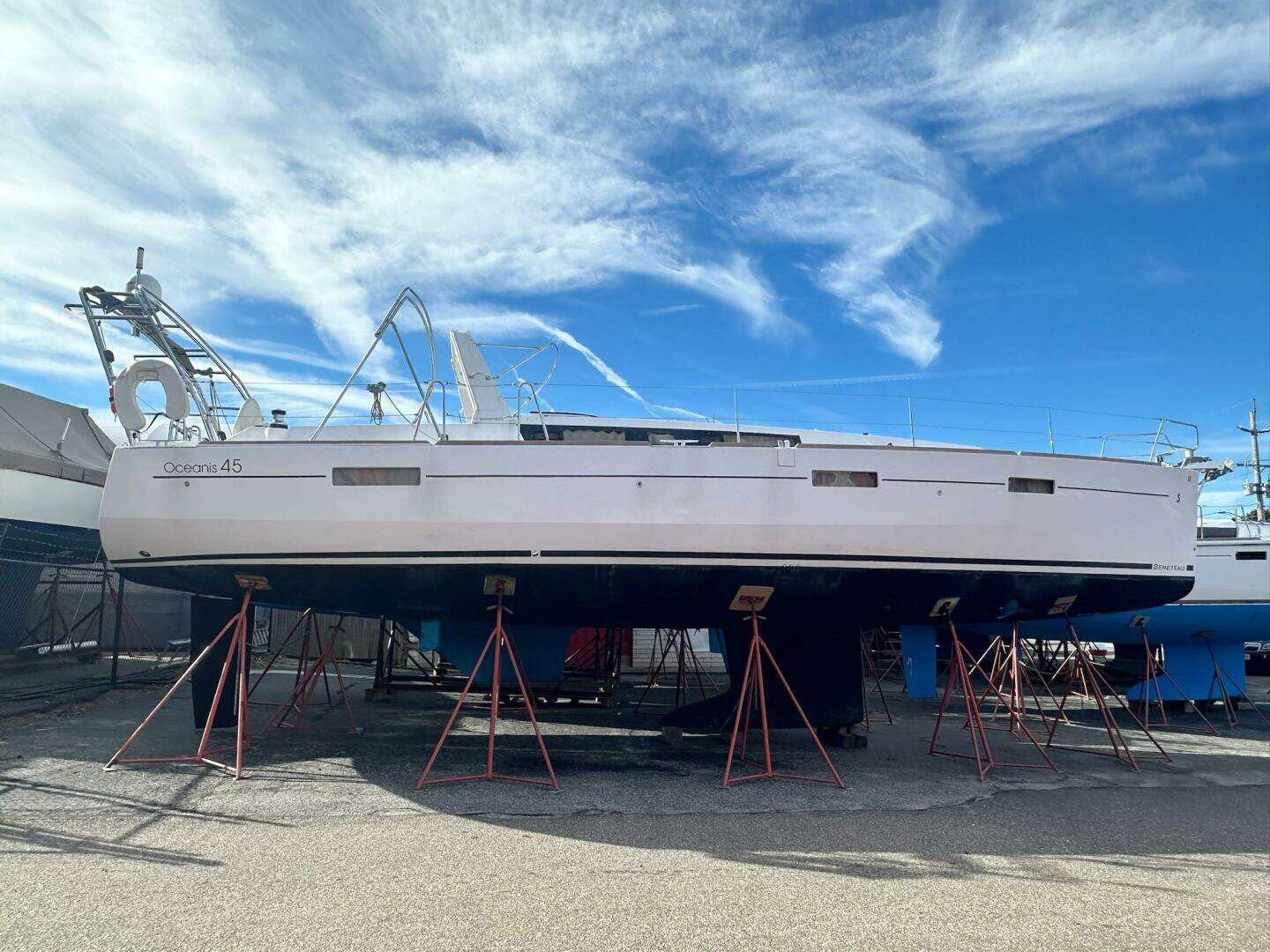 2017 Beneteau Oceanis 45 - Image 14
