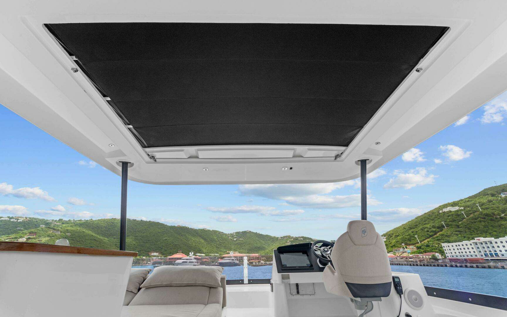 2024 Fountaine Pajot — - Image 22