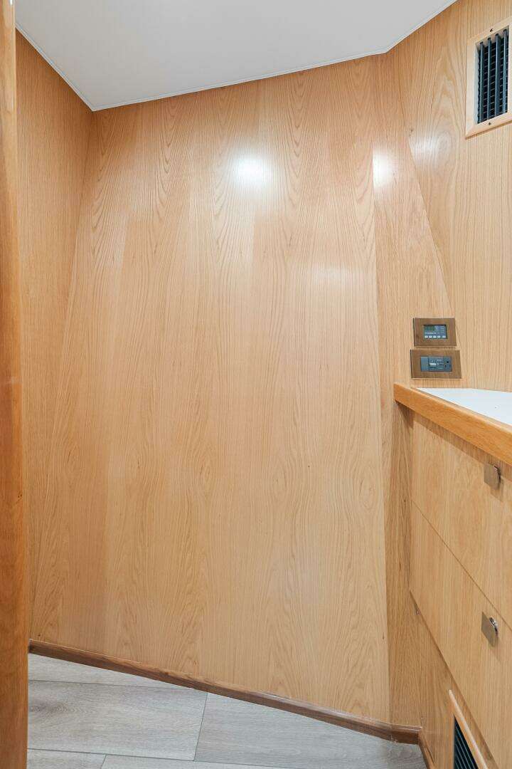 2026 Viking 74 Convertible - Image 26