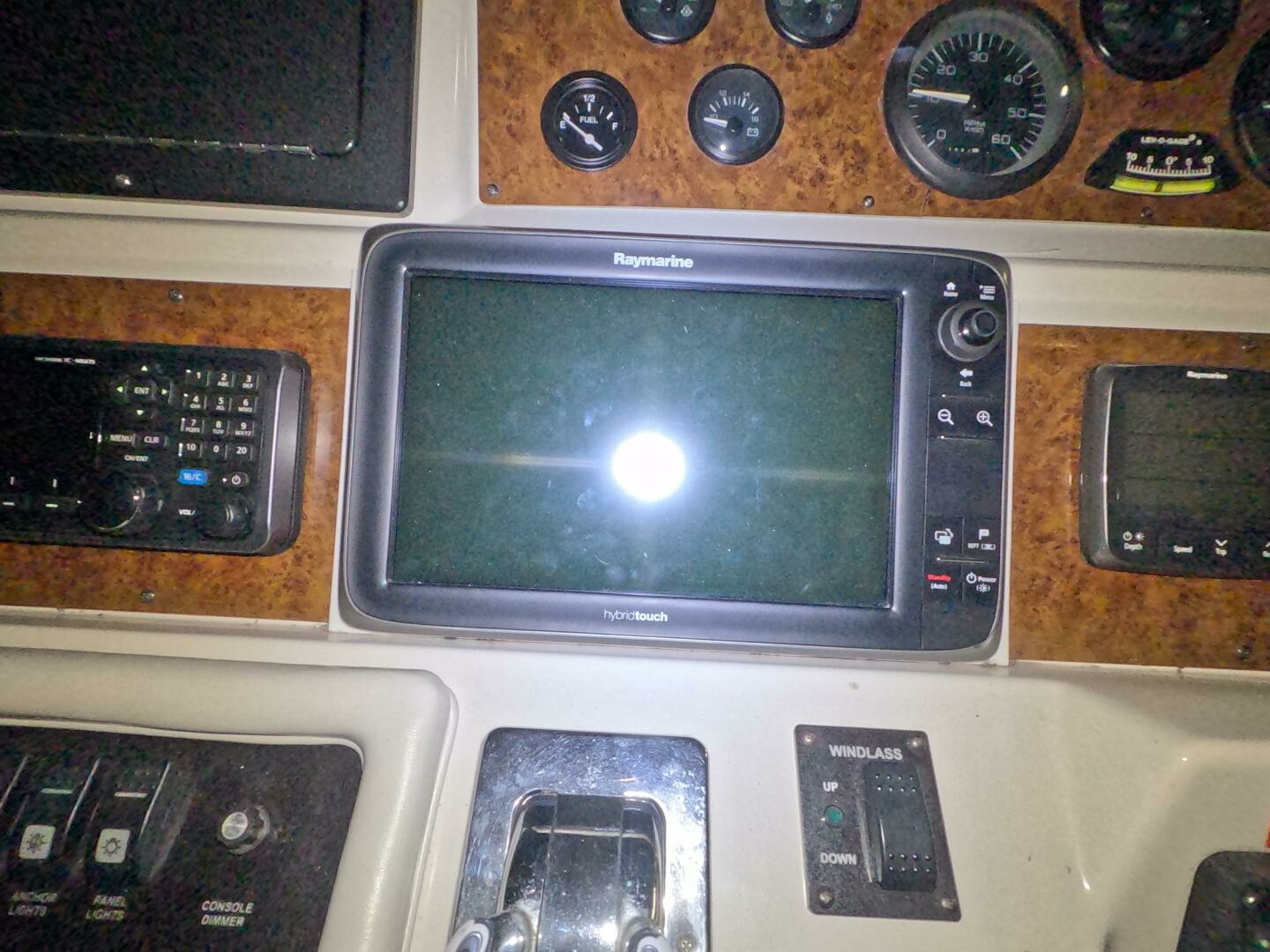 1995 Sea Ray 400 Express - Image 17