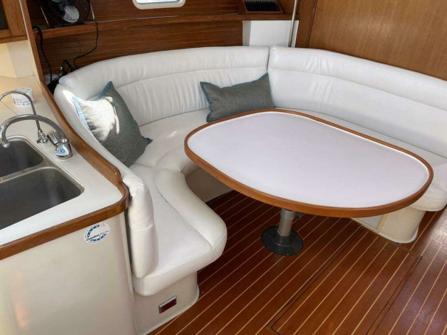 1991 Catalina 42 MKI - Image 16