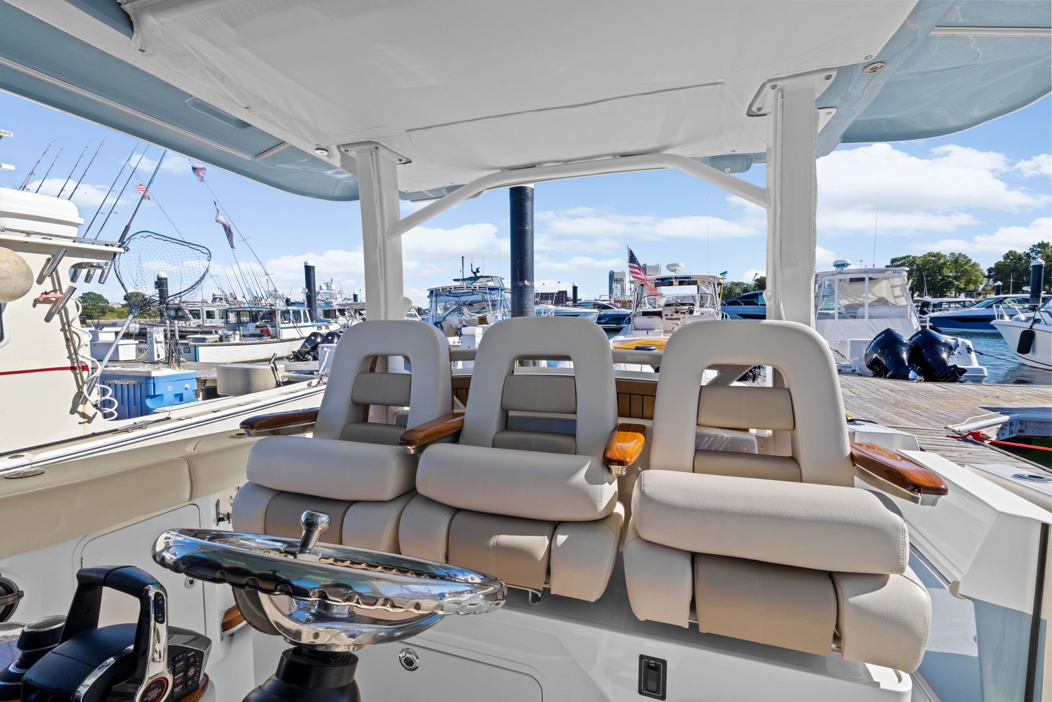 2024 Boston Whaler 380 Outrage - 19