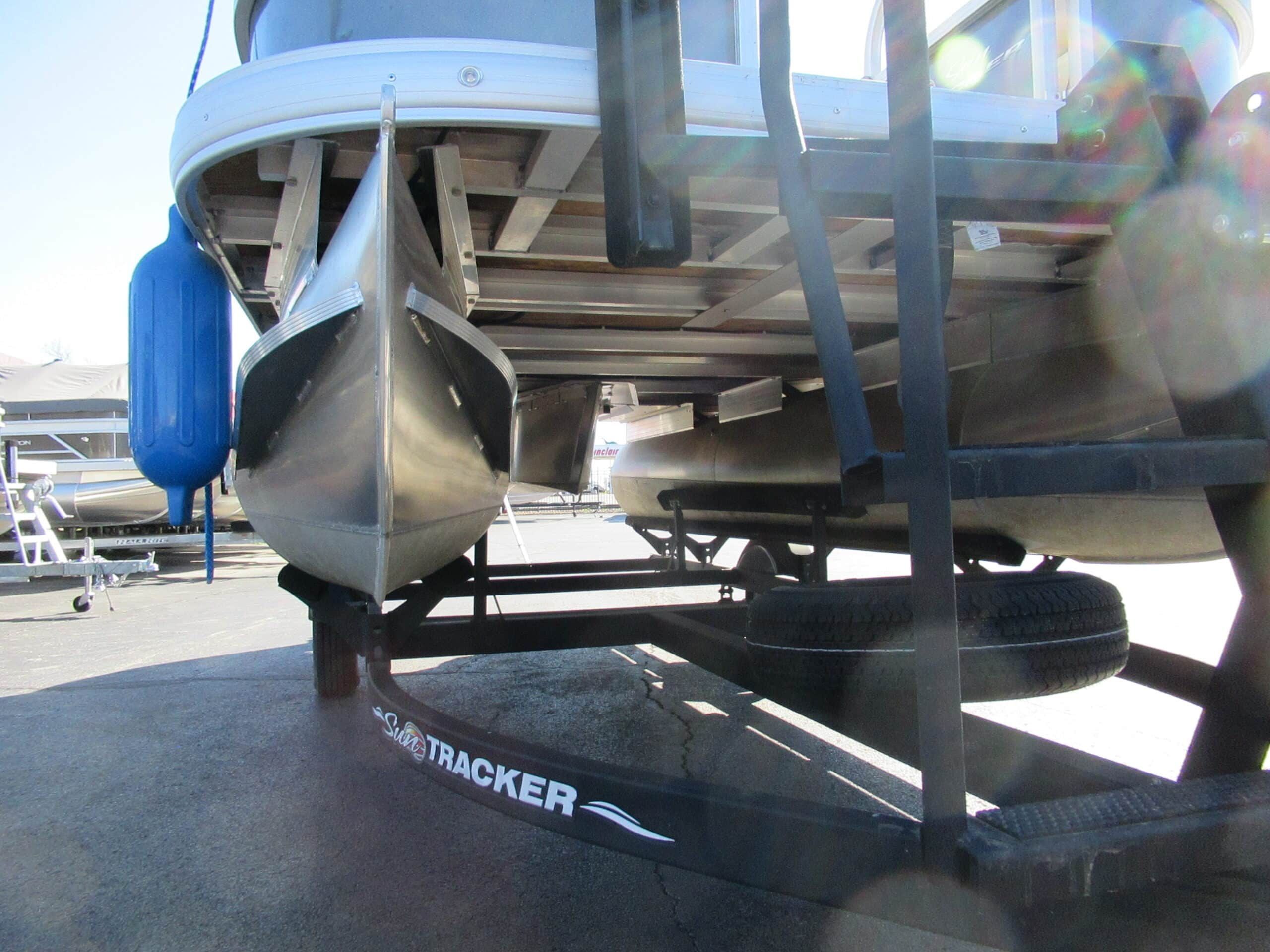 2024 Tracker SUNTRACKER PB16 - 5