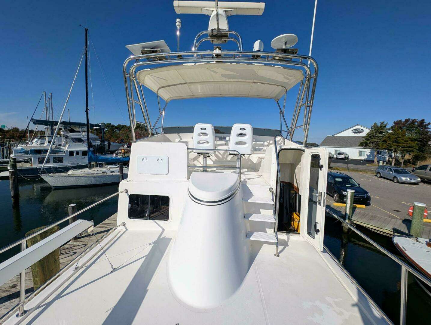 2015 American Tug — - Image 73