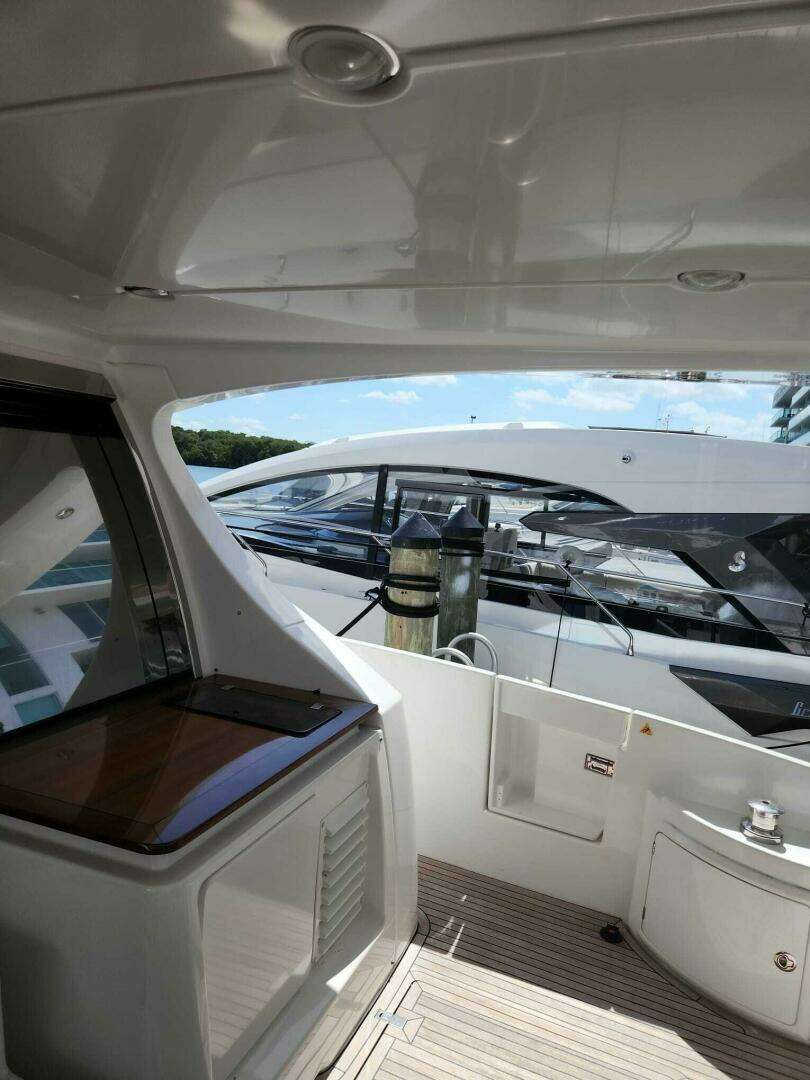 2014 Azimut Flybridge - Image 23