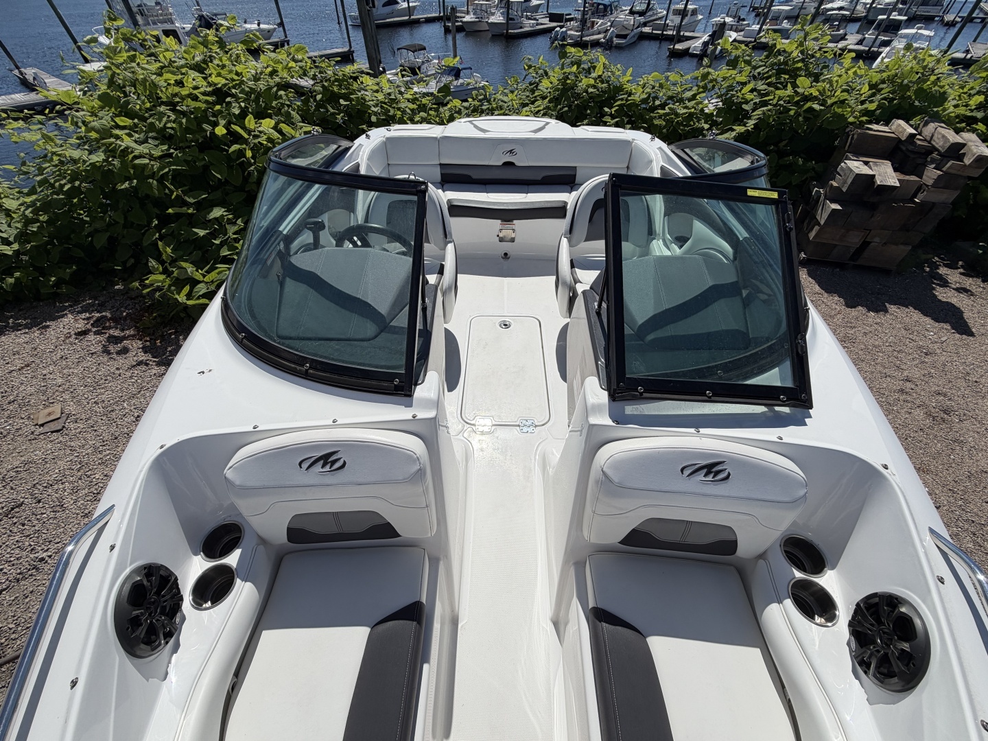 2018 Monterey 204 FS - Image 14