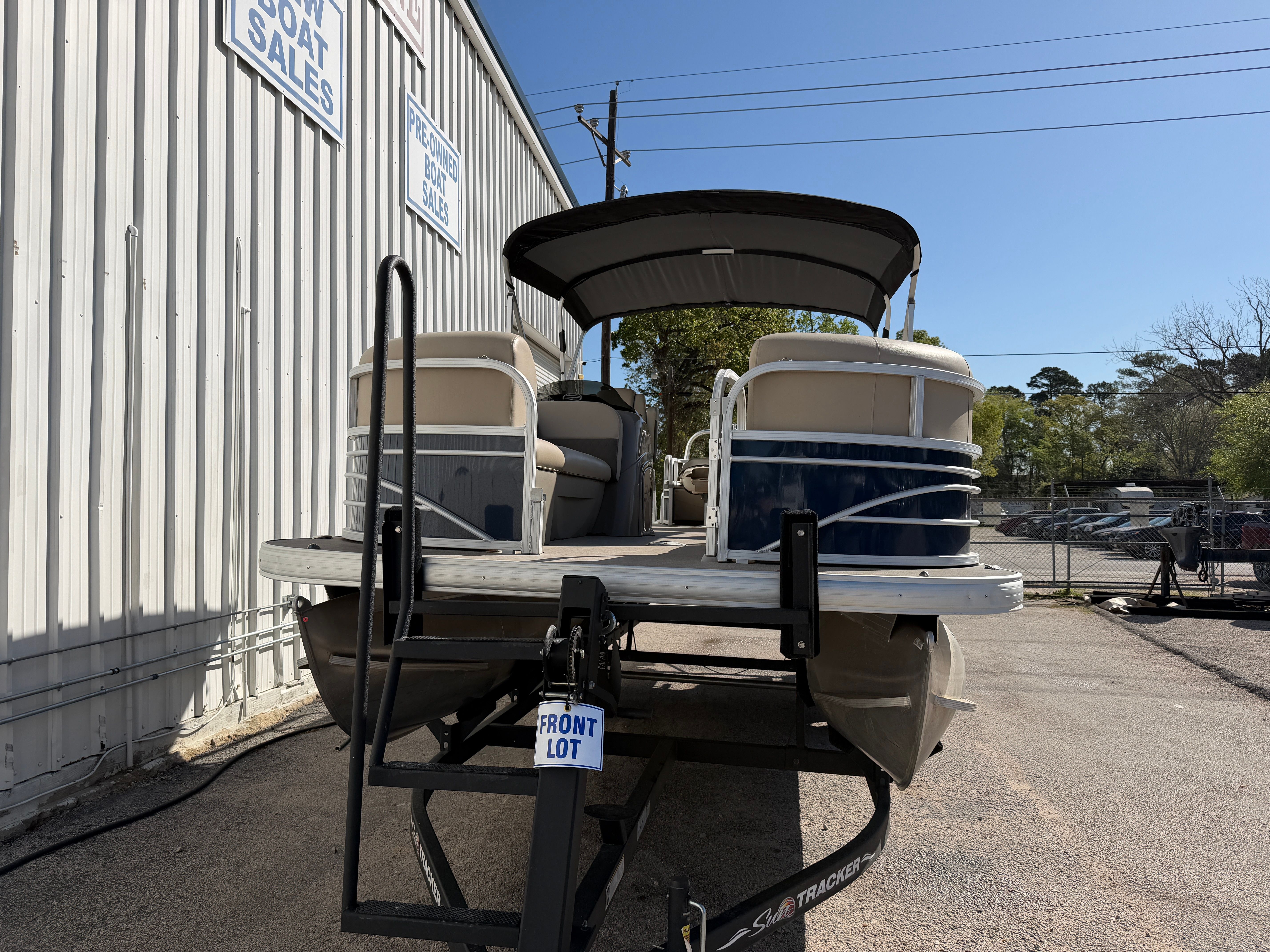 2022 SUN TRACKER SPORTFISH 22 DLX - Image 3