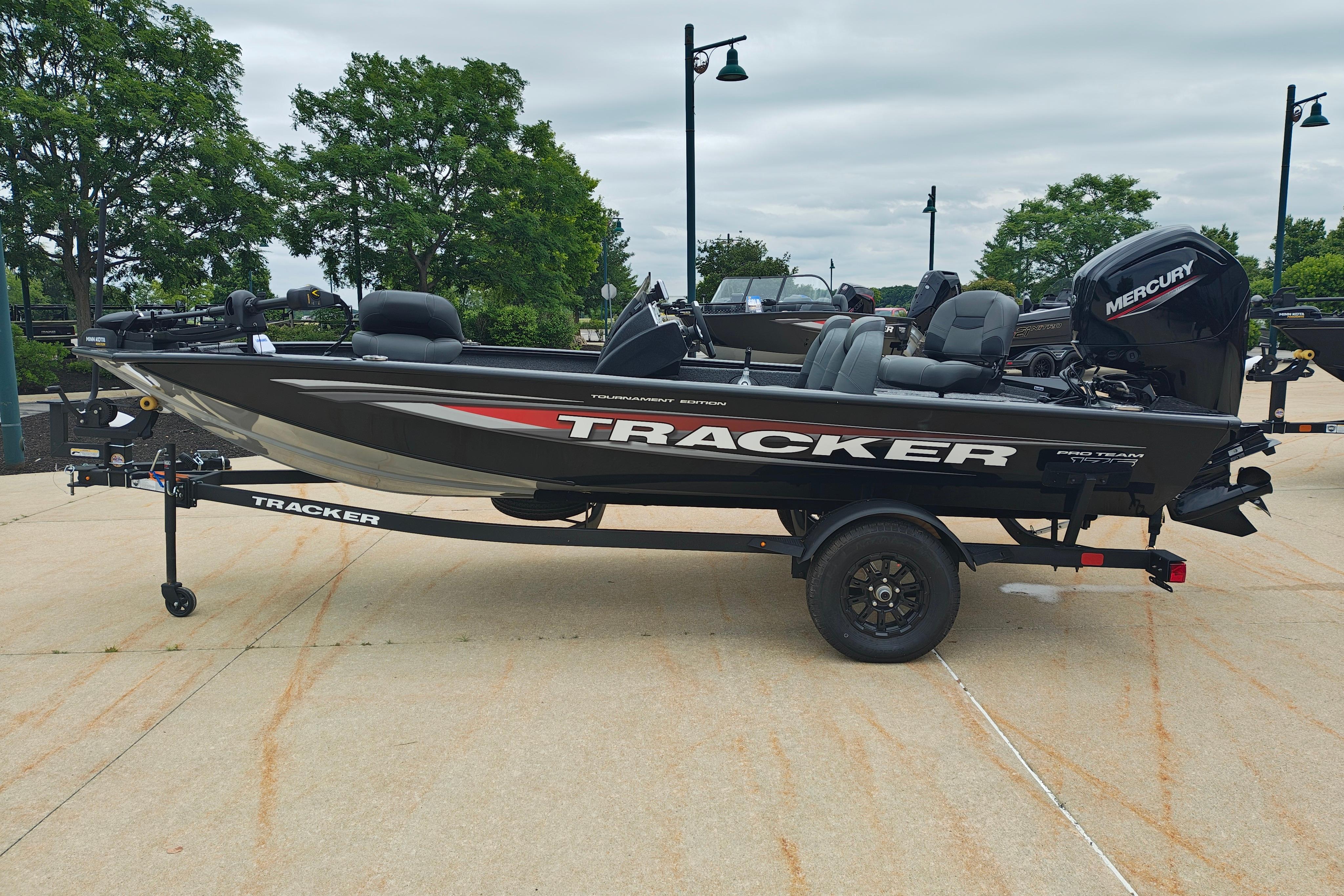 2026 Tracker Pro Team 175