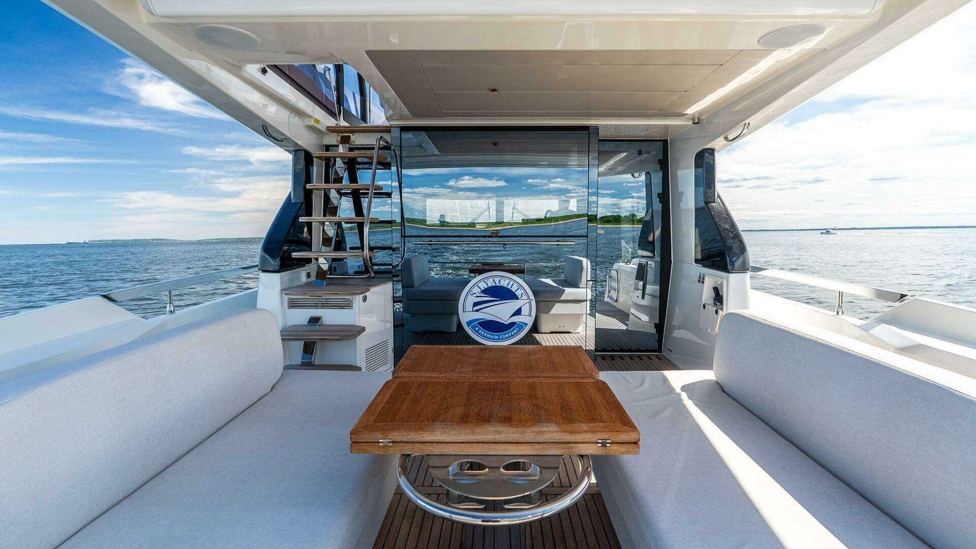 2025 Prestige F4.9 - Image 26