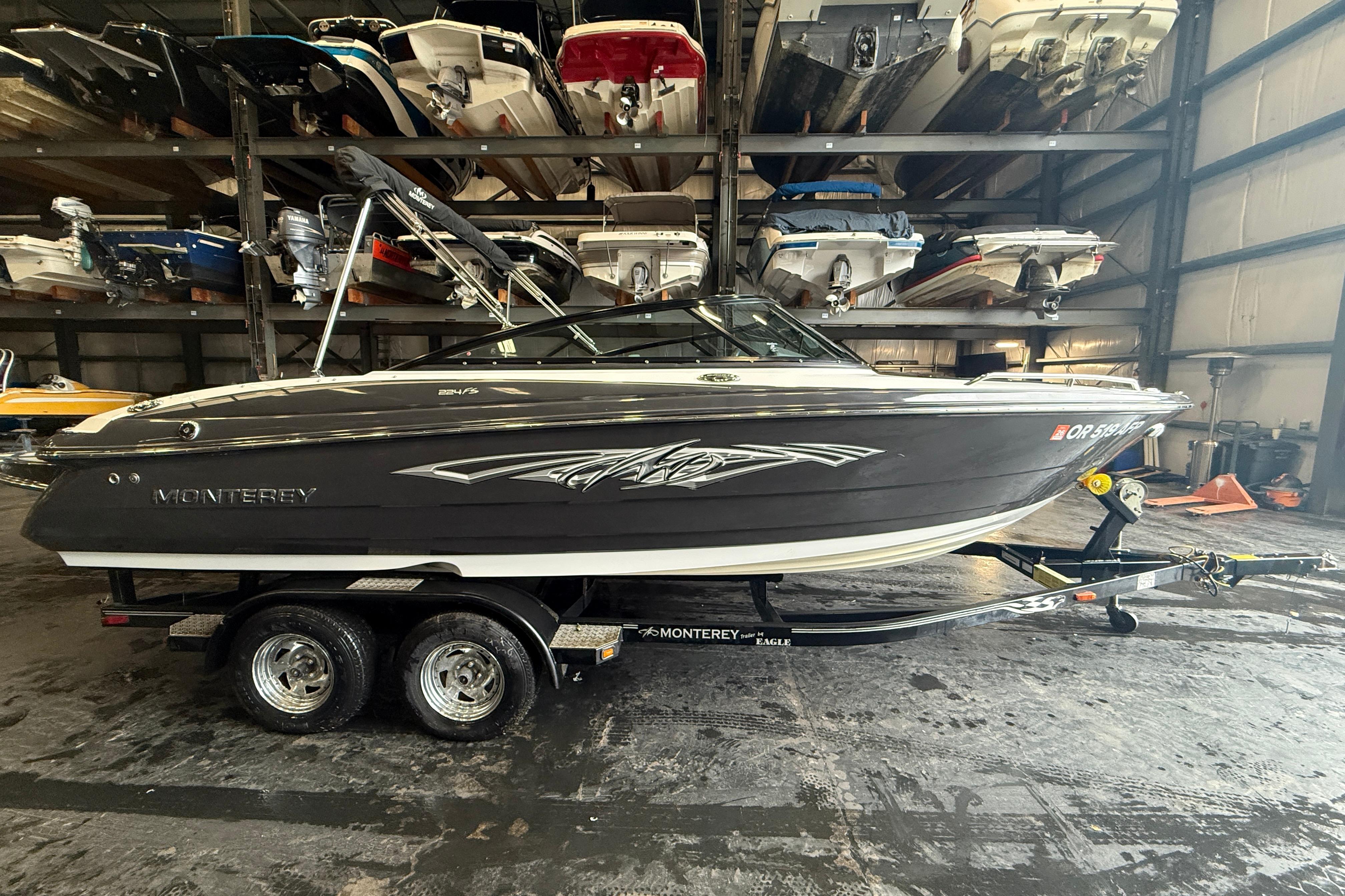 2016 Monterey 224FS