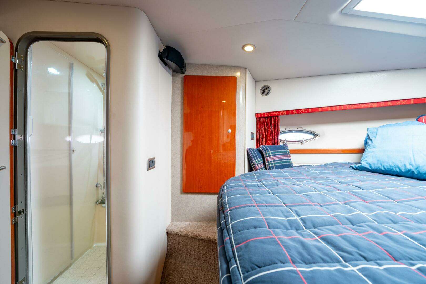 2007 Formula 45 Yacht - Image 75