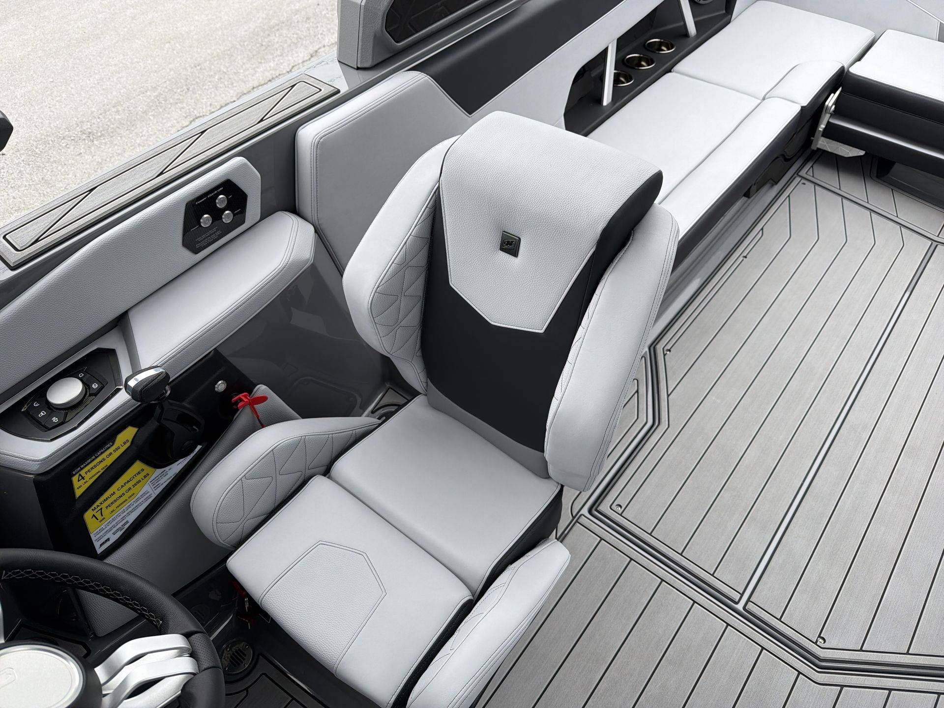 2026 Nautique GS24 - 16