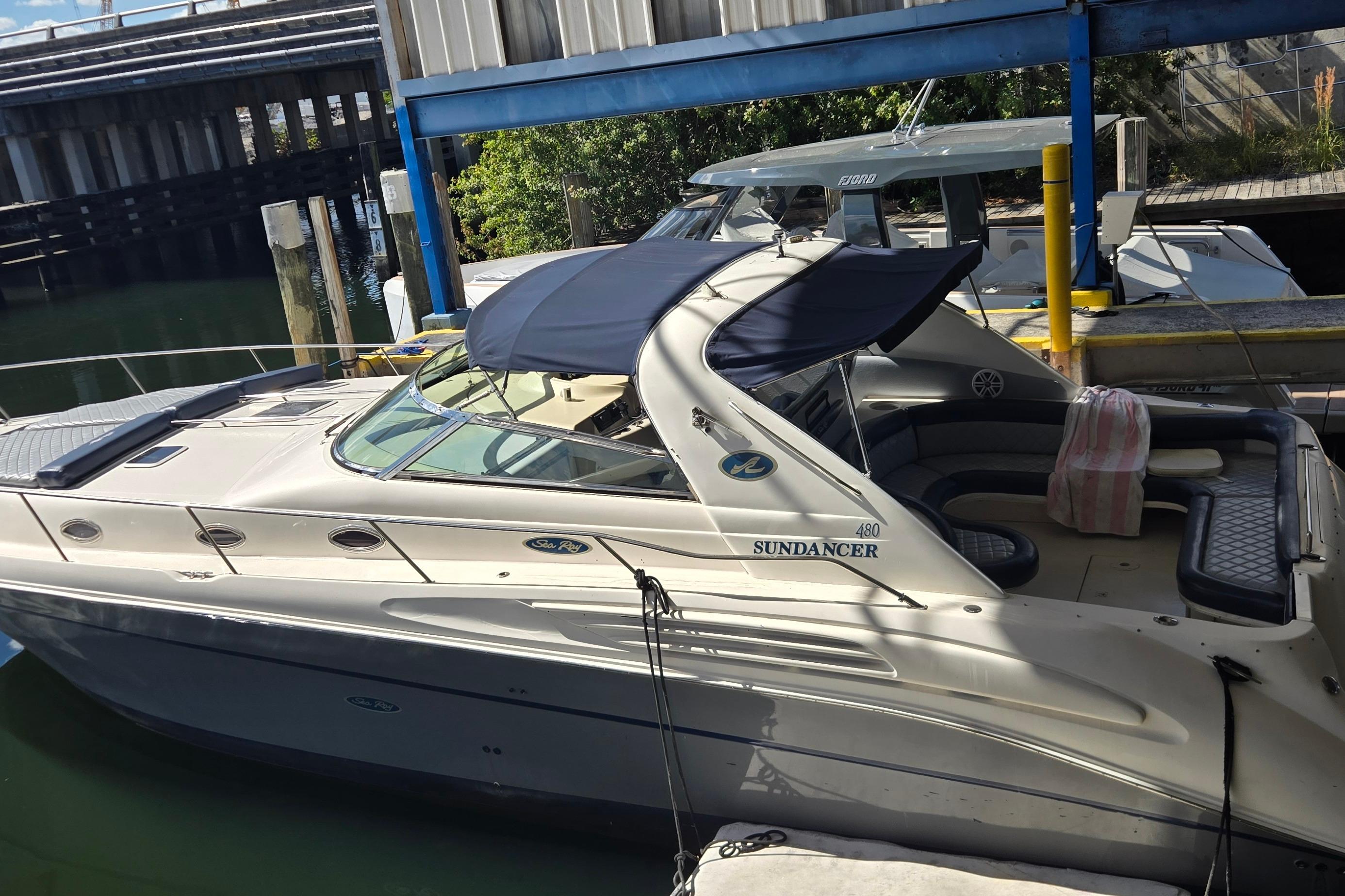 1998 Sea Ray 450 Sundancer