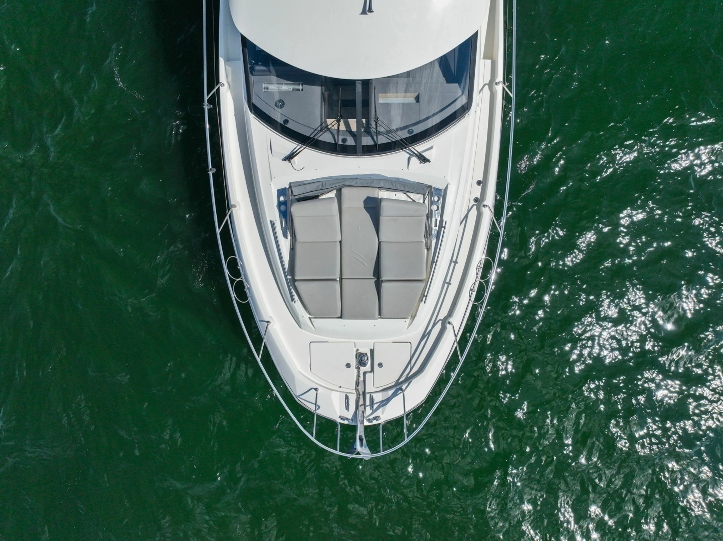 2020 Prestige 460 Flybridge - Image 9