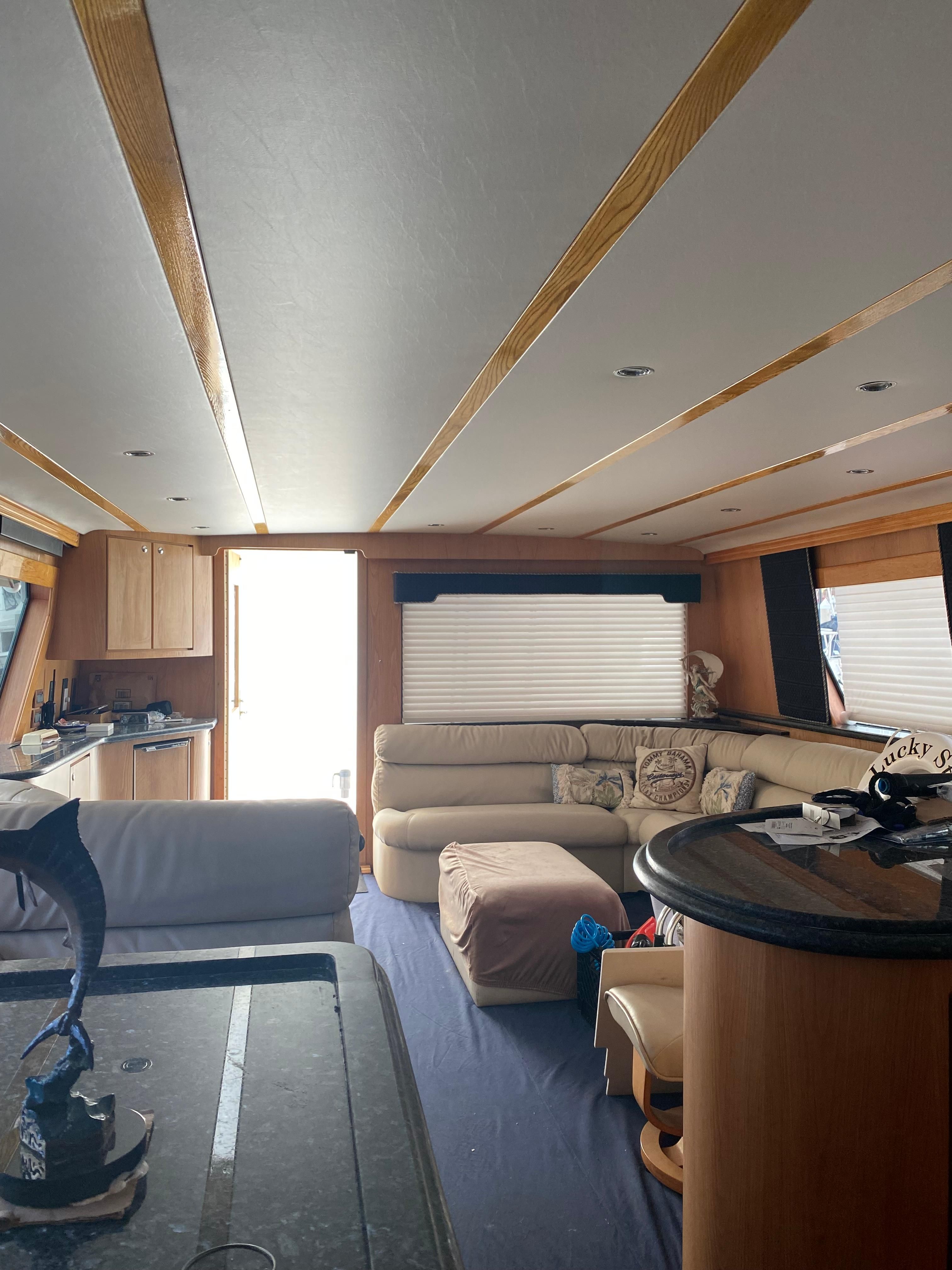 1988 Hatteras 65 Sportfisher - 31