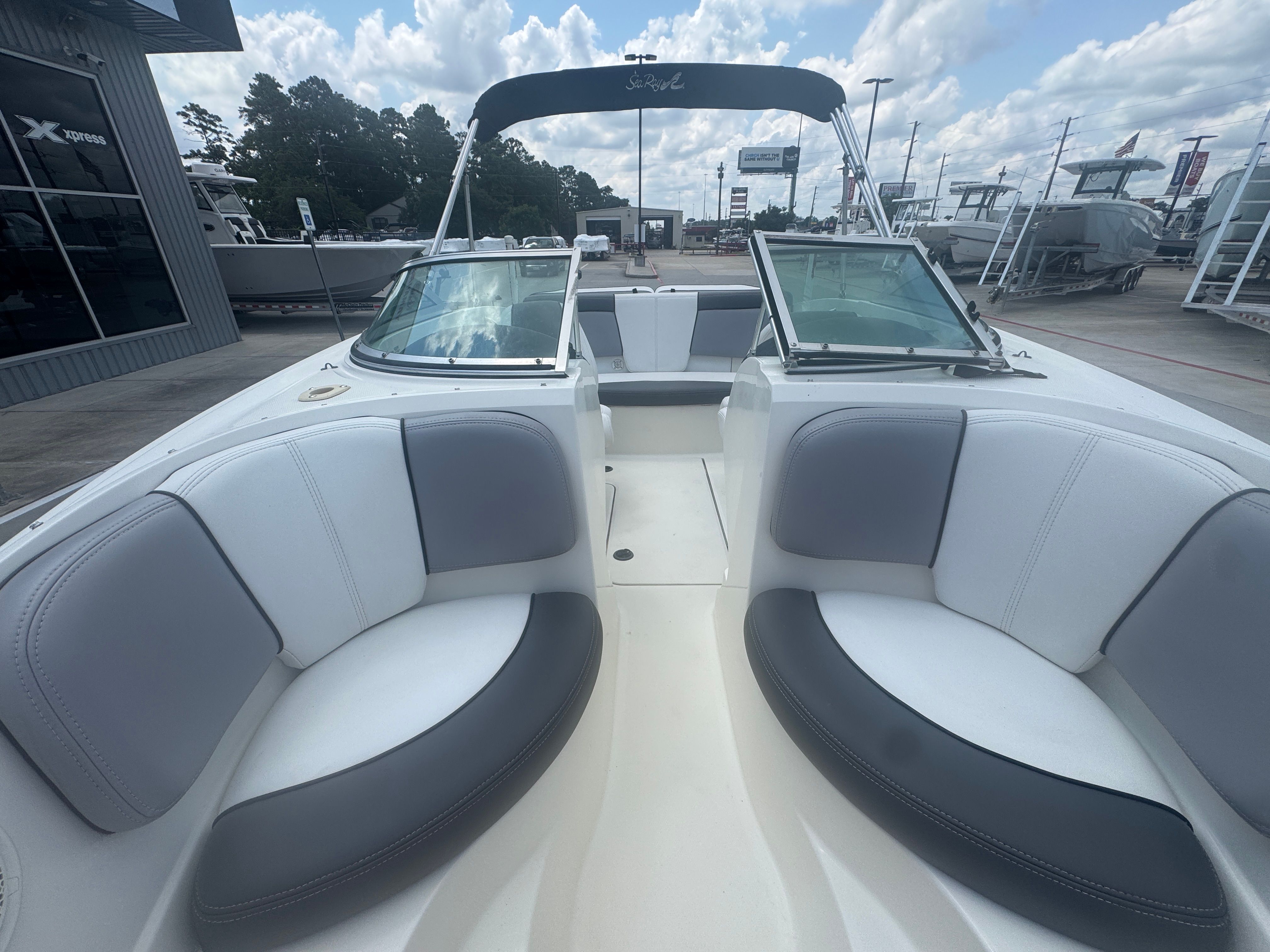 2011 Sea Ray 185 Sport - 20